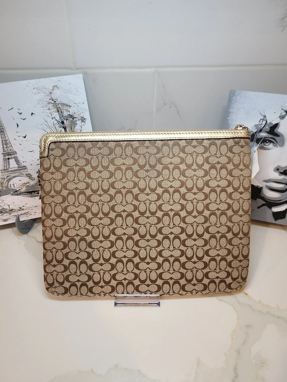 Coach NWT Beige & Brown Signature Tablet Sleeve